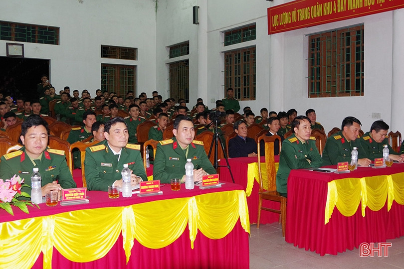 Trung đoàn 841 giao lưu văn nghệ “Ra quân quyết thắng” 