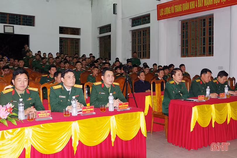 Trung đoàn 841 giao lưu văn nghệ “Ra quân quyết thắng” 