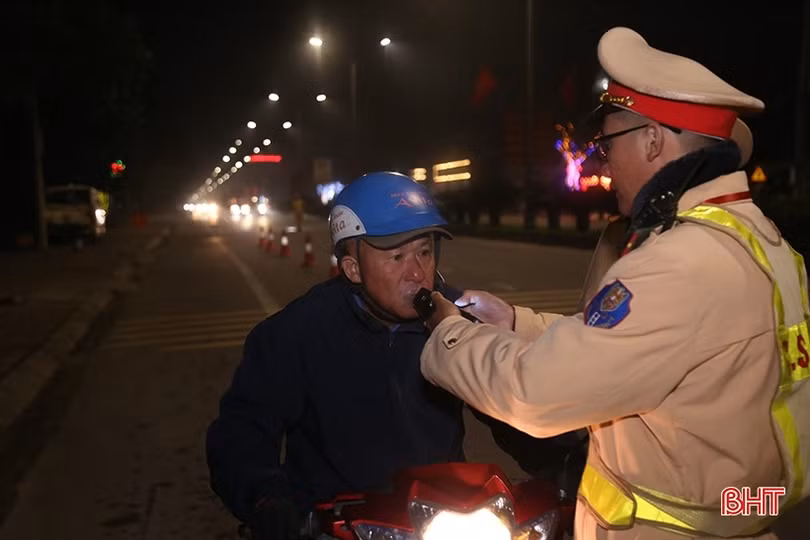 Người dân Hà Tĩnh ý thức hơn khi “đã uống rượu bia, không lái xe”