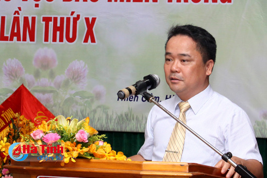 dam bao viec lam thu nhap on dinh cho lao dong nganh in