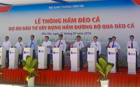 thong ham duong bo deo ca noi lien 2 tinh phu yen va khanh hoa