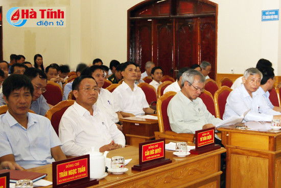 chung suc dong long thuc hien tot cac chi tieu nhiem vu phat trien