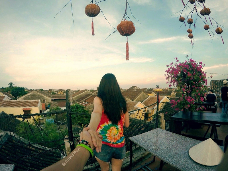 bo anh cuc hot cua cap doi viet nam tay nhau di khap the gian