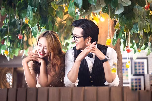 9 ly do khien chong yeu vo hon la cac em chan dai