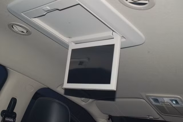 isuzu mu x co gi hot de canh tranh voi toyota fortuner