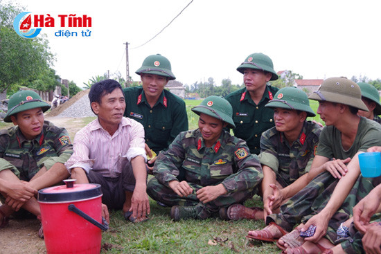 cac anh ve ron rang xom nho