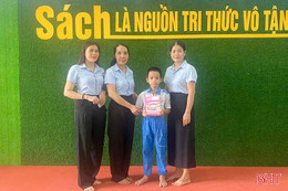 Nhặt được 10 triệu đồng, học sinh lớp 3 tìm người trả lại