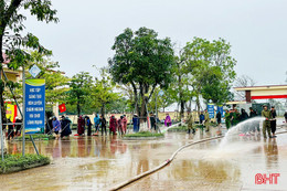 Hà Tĩnh nỗ lực khắc phục hậu quả thiên tai, ổn định việc dạy và học