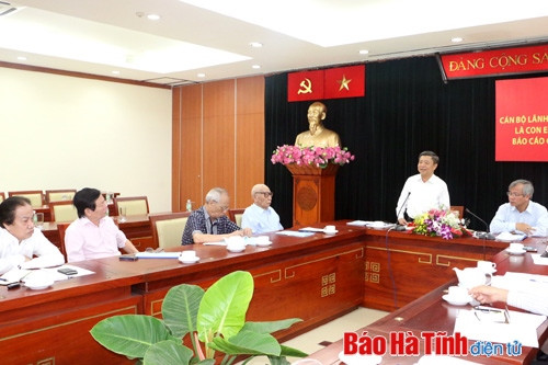 Con em Hà Tĩnh tại TP Hồ Chí Minh góp ý Dự thảo Báo cáo chính trị Đại hội Đảng bộ tỉnh ảnh 1