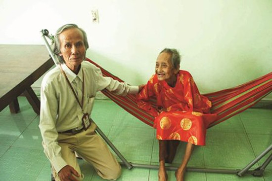 Bí quyết sống trường thọ của cụ khá đơn giản: không ghen ghét, đố kỵ, không nặng nề toan tính...