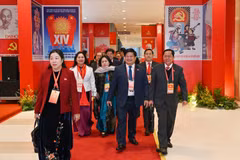 Hình ảnh các đại biểu dự Đại hội Đảng lần thứ XIV sáng 22/1