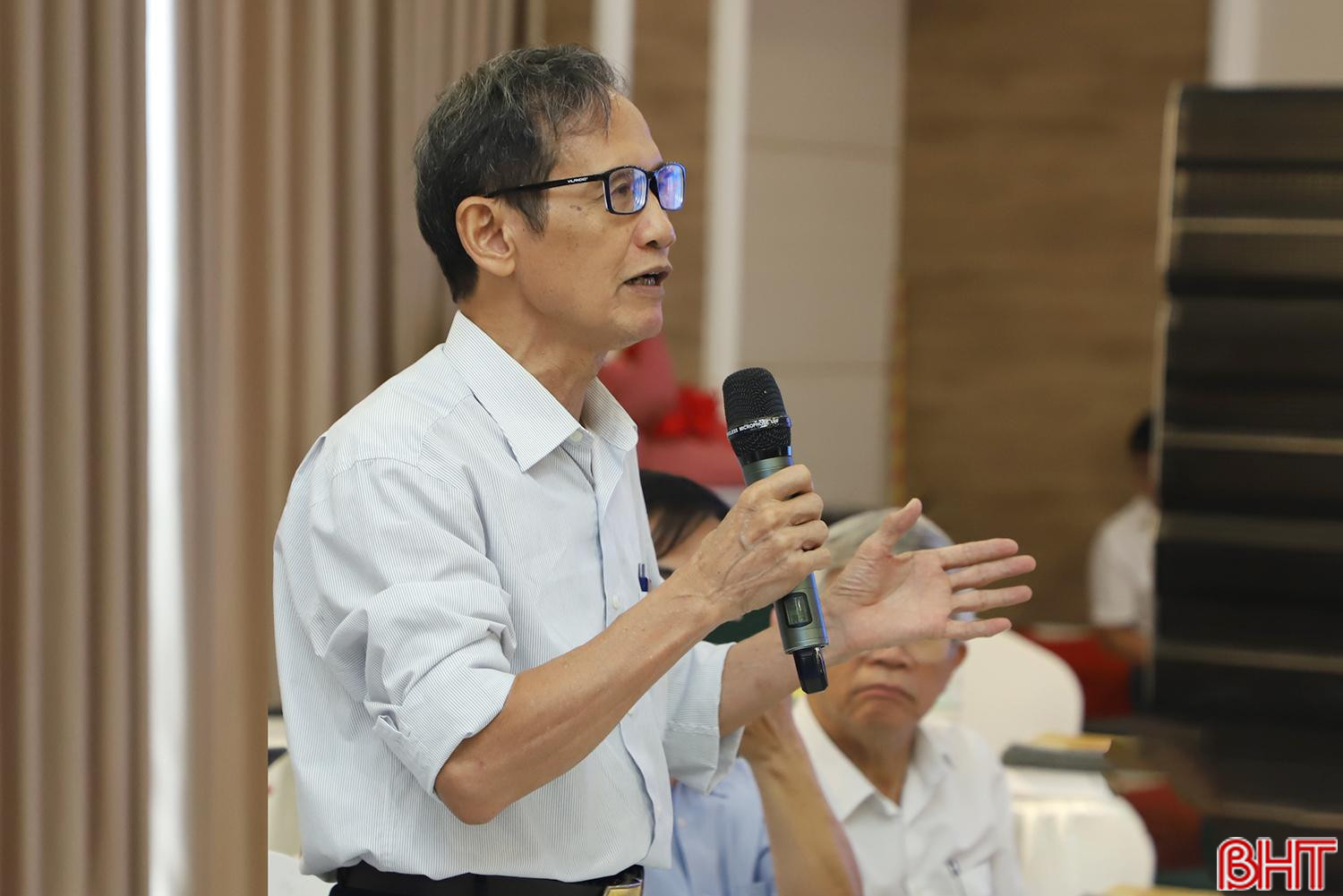 PGS.TS. Trần Bỉnh Chư - Tổng Hội địa chất Việt Nam phân tích các yếu tố cần chấm dứt Dự án khai thác, tuyển quặng, chế biến sắt Thạch Khê để Hà Tĩnh chuyển đổi xanh, tăng trưởng xanh, phát triển bền vững và an toàn. aIMG_1589.jpg