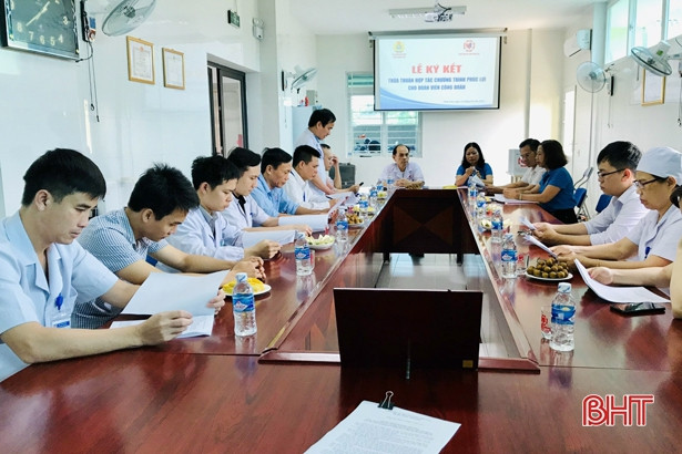 Ký kết chương trình phúc lợi cho đoàn viên công đoàn TX Hồng Lĩnh