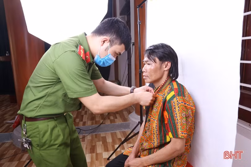 Hà Tĩnh: Tổ chức làm căn cước công dân miễn phí cho đồng bào dân tộc Chứt