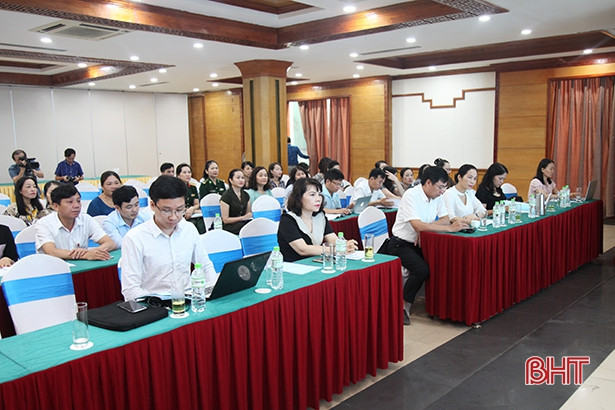 Phổ biến Luật Thư viện cho đội ngũ người làm công tác thư viện ở Hà Tĩnh