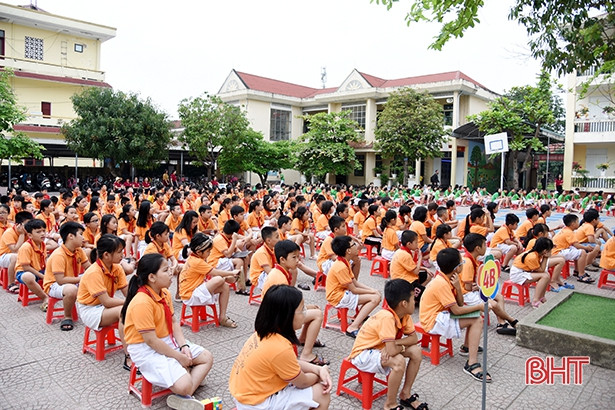 Trang bị kiến thức, kỹ năng giảm nhẹ rủi ro thiên tai cho học sinh tiểu học ở Hà Tĩnh