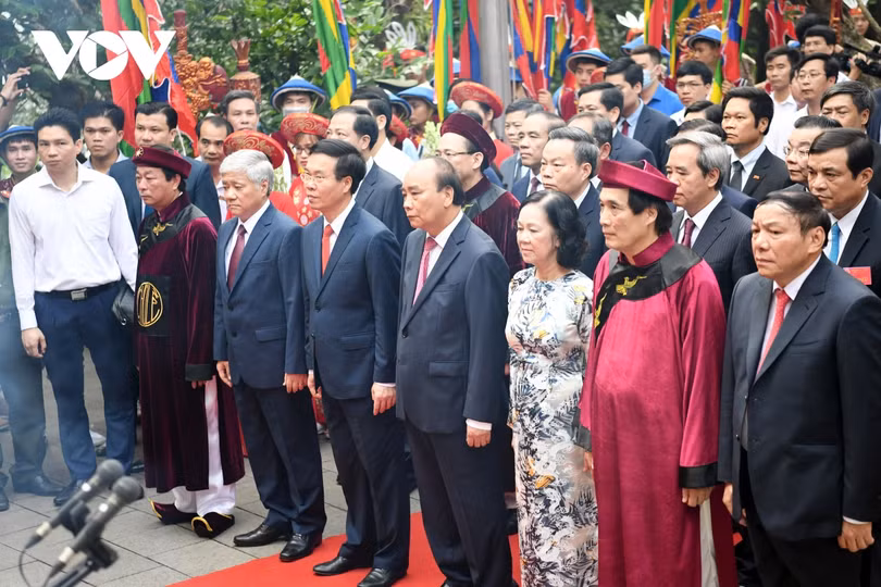 Lãnh đạo Đảng, Nhà nước dâng hương tưởng niệm các Vua Hùng