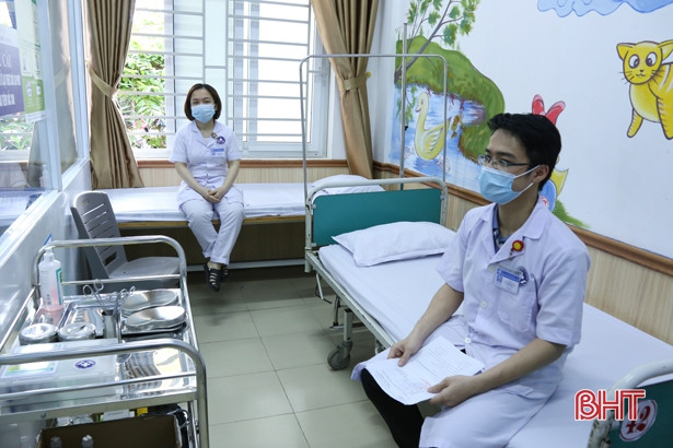 Triển khai tiêm vắc xin phòng Covid-19 tại 2 đô thị lớn ở Hà Tĩnh