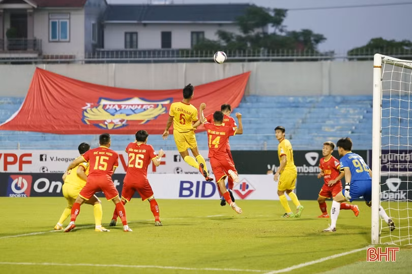 Ra quân Cup Quốc gia, Hồng Lĩnh Hà Tĩnh thắng 4-2 trước Công an Nhân dân