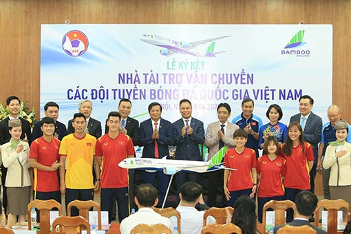ĐT Việt Nam có nhà tài trợ vận chuyển trong 3 năm