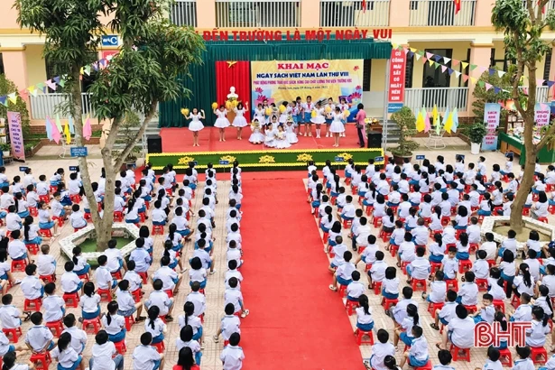 Khơi dậy tình yêu đọc sách cho giáo viên, học sinh phố núi Hà Tĩnh