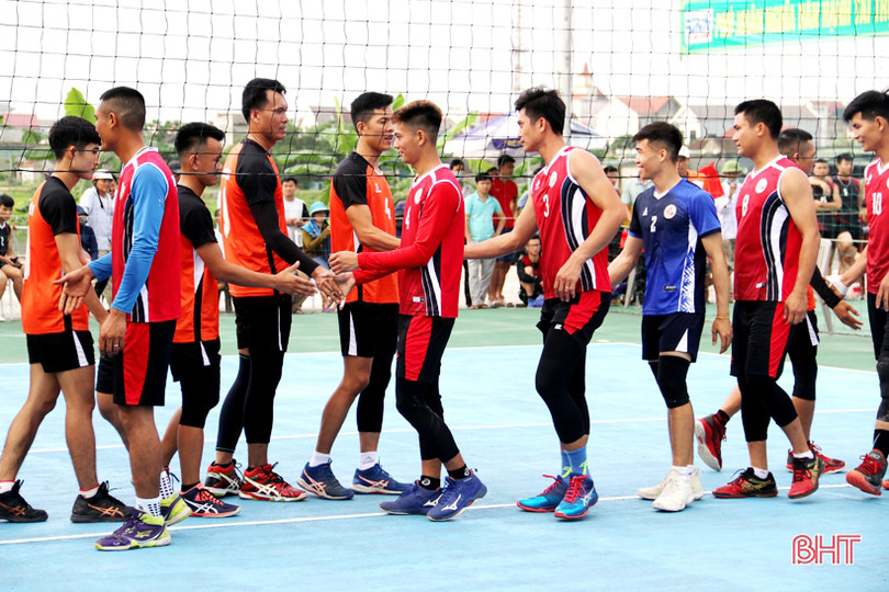 Khai mạc Giải Bóng chuyền nam Đại hội Thể dục, thể thao Hà Tĩnh lần thứ 9