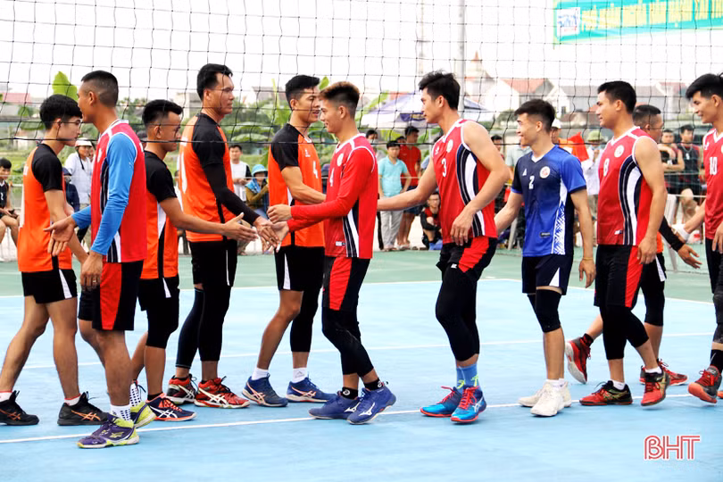 Khai mạc Giải Bóng chuyền nam Đại hội Thể dục, thể thao Hà Tĩnh lần thứ 9