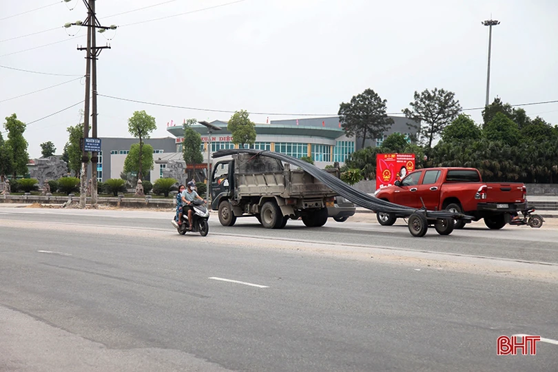 Muôn kiểu vi phạm luật giao thông ở Can Lộc