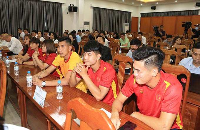 ĐT Việt Nam có nhà tài trợ vận chuyển trong 3 năm