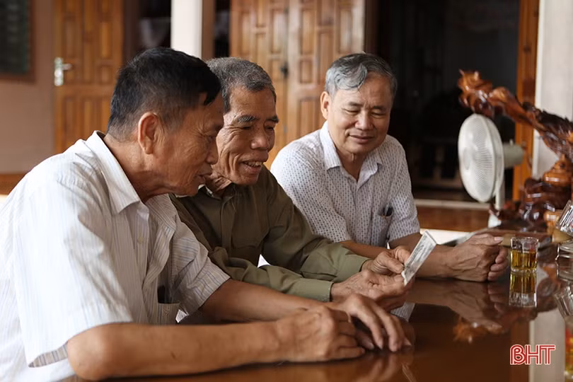 Cuộc gặp gỡ xúc động của hai cha con người lính Hà Tĩnh trên chiến trường Quảng Trị