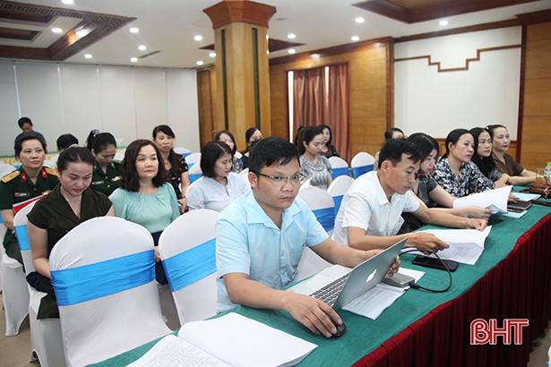 Phổ biến Luật Thư viện cho đội ngũ người làm công tác thư viện ở Hà Tĩnh