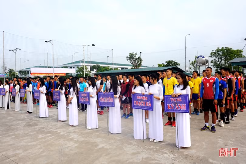 Khai mạc Giải Bóng chuyền nam Đại hội Thể dục, thể thao Hà Tĩnh lần thứ 9