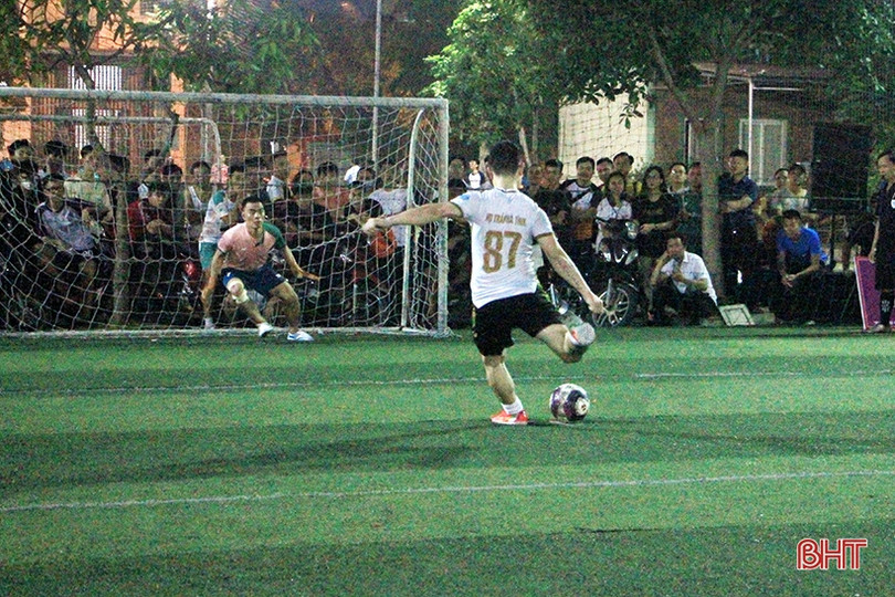 Đội họ Hoàng vô địch Giải Bóng đá nam các dòng họ Hà Tĩnh