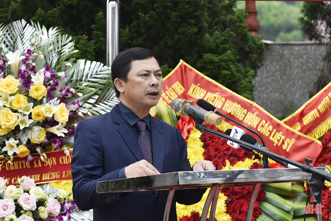 Hà Tĩnh tổ chức trọng thể lễ truy điệu, an táng 11 hài cốt liệt sỹ quân tình nguyện, chuyên gia Việt Nam hy sinh tại Lào