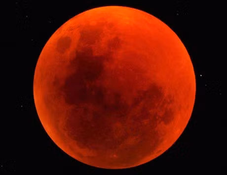 Cảnh tượng nguyệt thực toàn phần hồi tháng 6. Ảnh: Space.