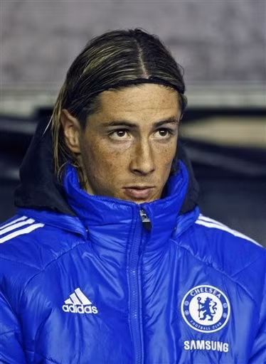 Torres "cùn" đi trông thấy sau khi gia nhập Chelsea.