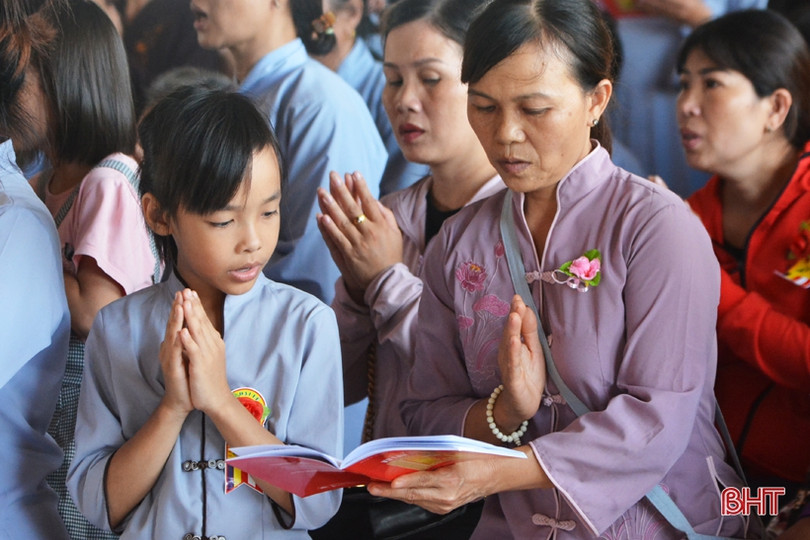 Nghẹn ngào tiếng kinh Vu lan...