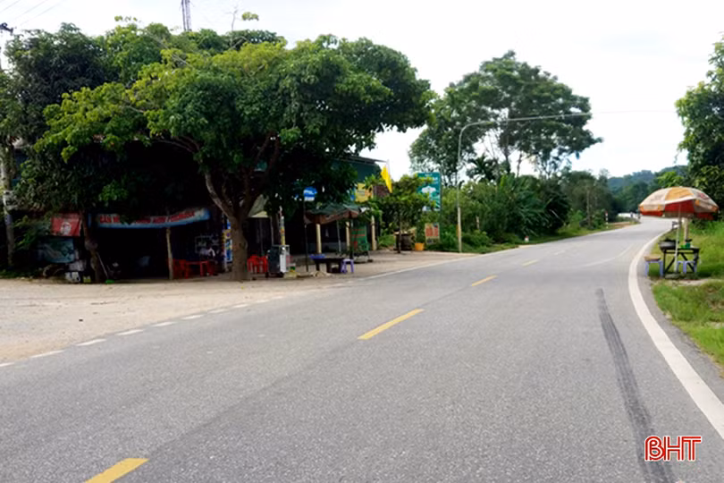 Mưu sinh bên lề đường: Giận mà thương!