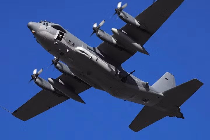 Hình ảnh máy bay cường kích sát thủ AC 130 khét tiếng của Mỹ