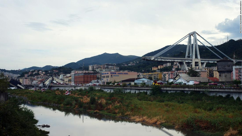 Lãnh đạo công ty điều hành cầu cao tốc đổ sập ở Italy bị kêu gọi từ chức
