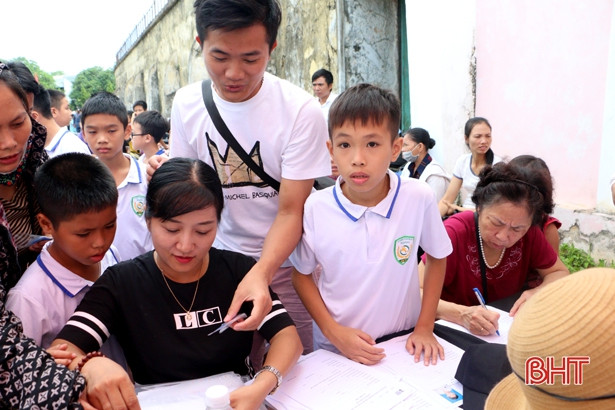 Hơn 200 thí sinh Hà Tĩnh dự tuyển vào Học viện Bóng đá Juventus Việt Nam