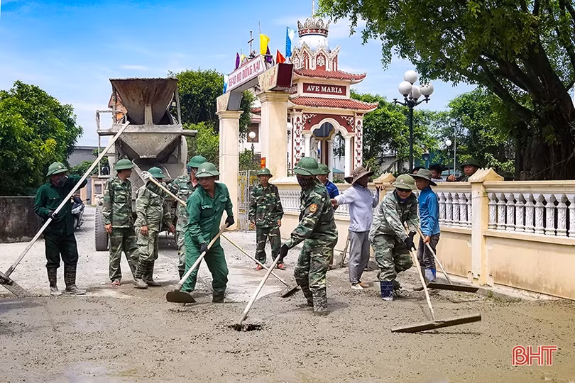 Những con đường thắm đậm tình quân dân