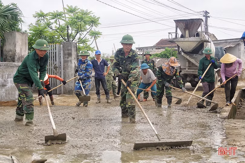 Những con đường thắm đậm tình quân dân