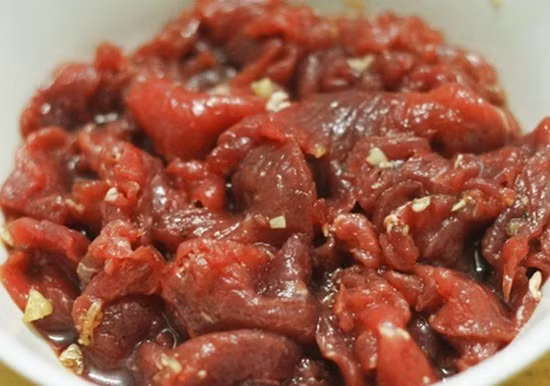 Măng xào thịt bò - món ăn siêu nhanh, siêu ngon cho bữa tối