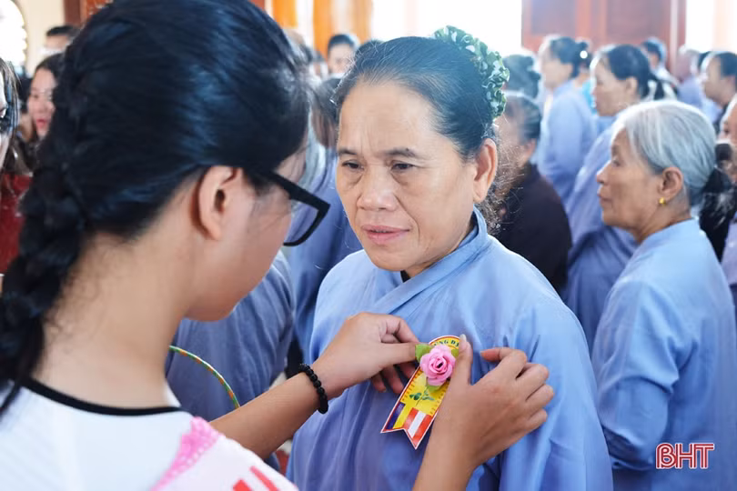 Nghẹn ngào tiếng kinh Vu lan...