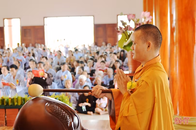 Nghẹn ngào tiếng kinh Vu lan...