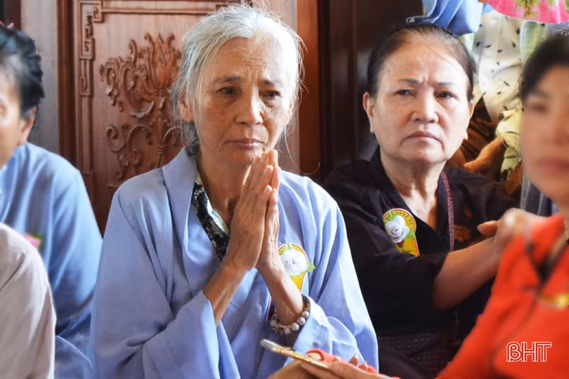 Nghẹn ngào tiếng kinh Vu lan...