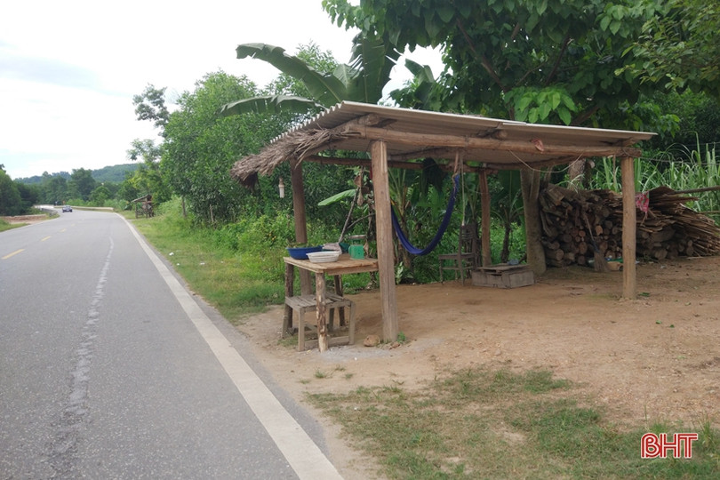 Mưu sinh bên lề đường: Giận mà thương!
