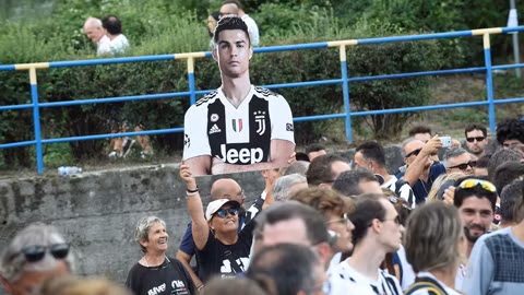 Ronaldo - liều thuốc hồi sinh bóng đá Italia ảnh 4 Ronaldo - liều thuốc hồi sinh bóng đá Italia