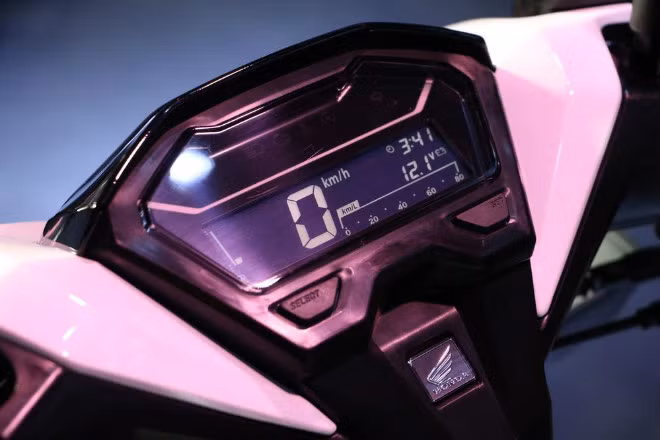 Đánh giá toàn diện 2018 Honda Click 150i giá 42 triệu đồng